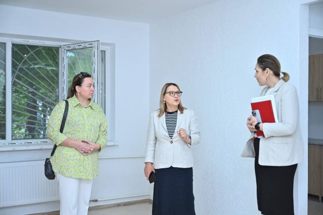 Monitoring visit of Deputy Mayor Mrs. Angela Cutasevici to the social service "Social assisted housing"