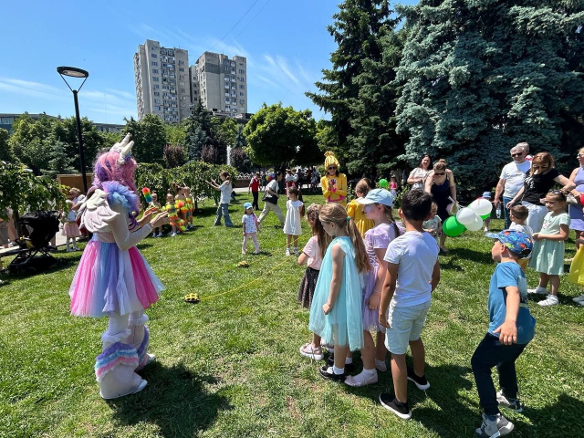 В столице продолжаются мероприятия, посвященные Международному дню защиты детей 