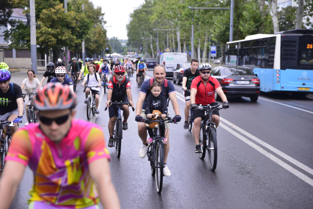 Более 150 велосипедистов приняли участие в 4-м марафоне Velo Road Chișinău