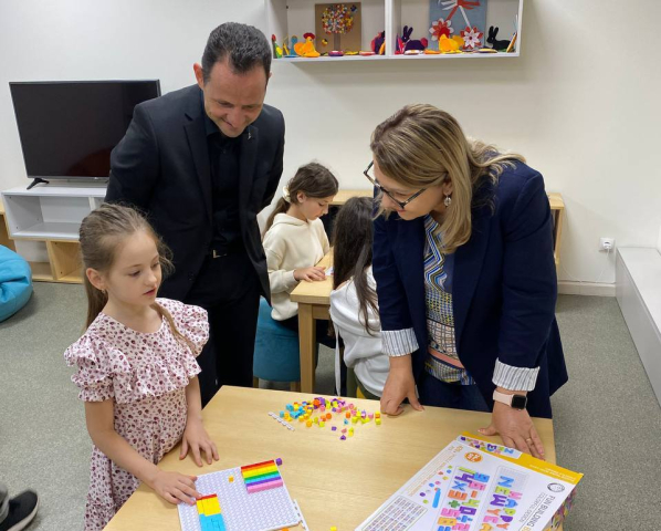 Deputy Mayor Angela Cutasevici visited the "CREATIV" Community Center for Children and Youth along with Tarik Mete, the Country Coordinator of the Turkish Cooperation and Coordination Agency (TIKA).