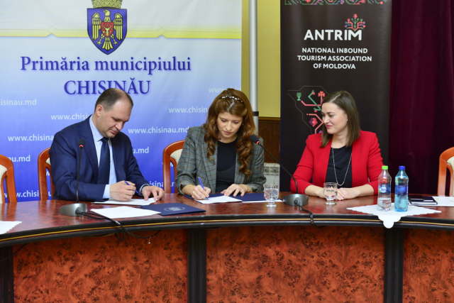 Semnarea unui acord de colaborare pentru dezvoltarea turismului în municipiul Chişinău