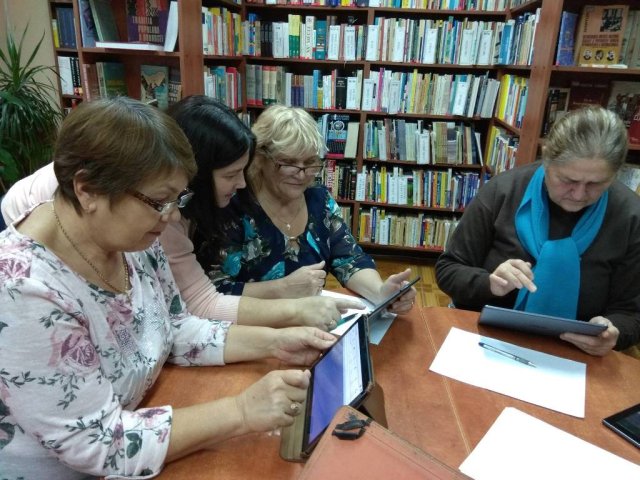 Vizita Primarului general interimar la Biblioteca municipală „OVIDIUS”