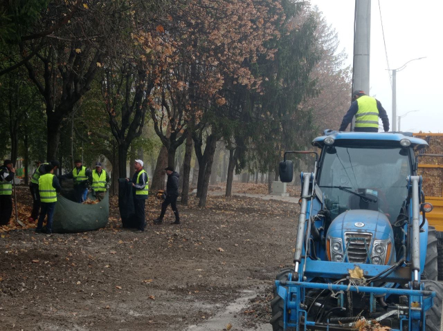 Acţiuni de salubrizare a teritoriului capitalei  