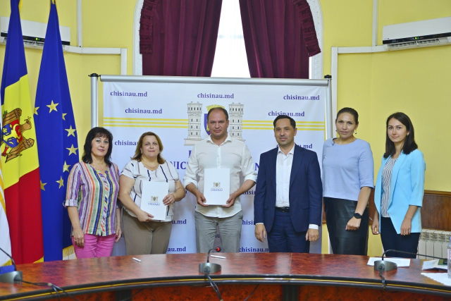 Serviciul social „Echipa Mobilă" din cadrul Direcției municipale pentru protecția drepturilor copilului va fi extins la nivelul municipiului Chișinău 