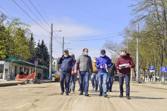 Primarul General, Ion Ceban, a inspectat șantierul de reparație a străzii Ion Creangă