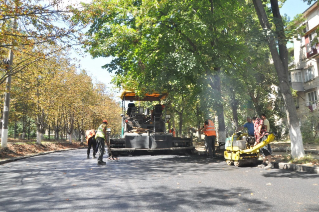 Desfăşurarea lucrărilor de reabilitare a străzii Academiei 