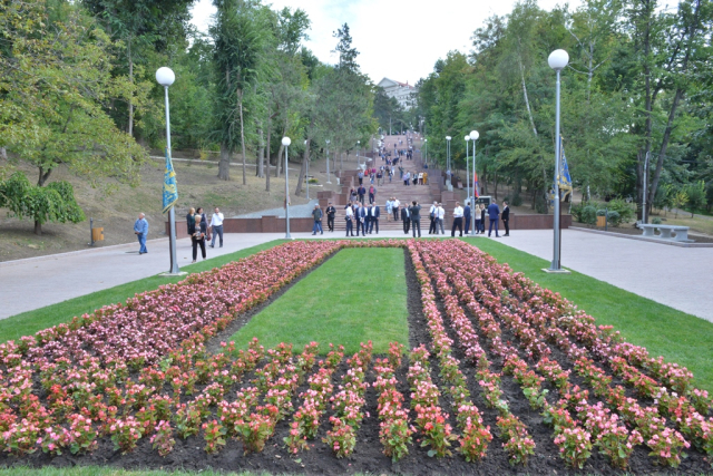 Inaugurarea scărilor de granit din Parcul „Valea Morilor”