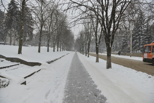 Telefoane pentru cazuri urgente privind situația drumurilor