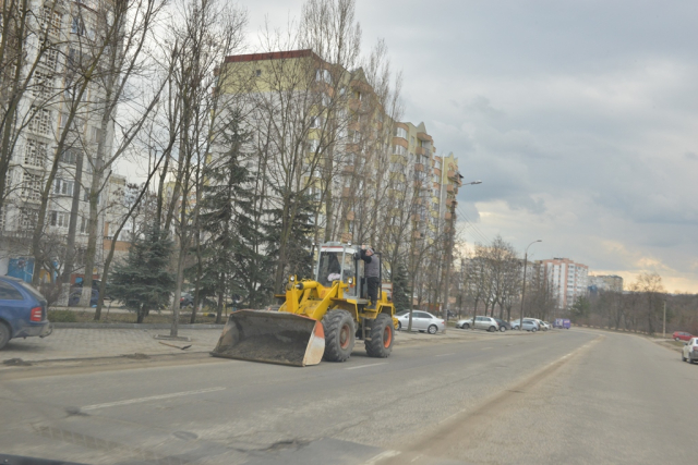 Programul zilnic al campaniei de curățenie de primăvară „Facem curat lună!"