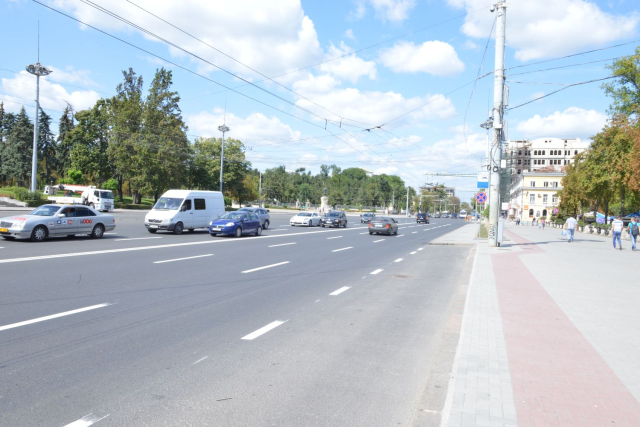 Prezentarea electrobuzului ce va circula pe o rută din Chişinău 

