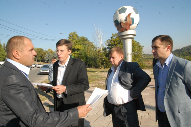 Situaţia terenului din bd. Renaşterii Naţionale, unde urma a fi construit un nou Stadion Republican  