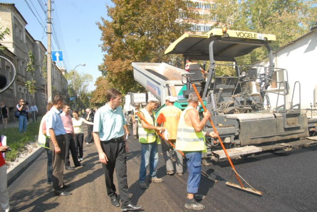 Reabilitarea străzii Columna