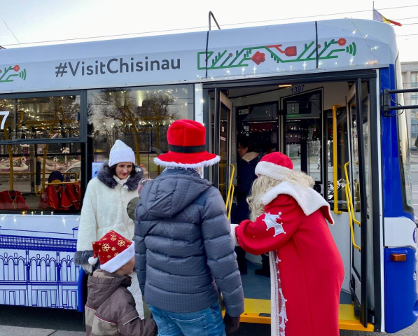  Extension of the special tourist trolleybus route "Get to know the city together with Santa Claus"
