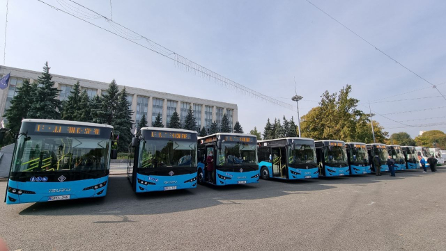 Lansarea la linie a 9 autobuze noi ISUZU