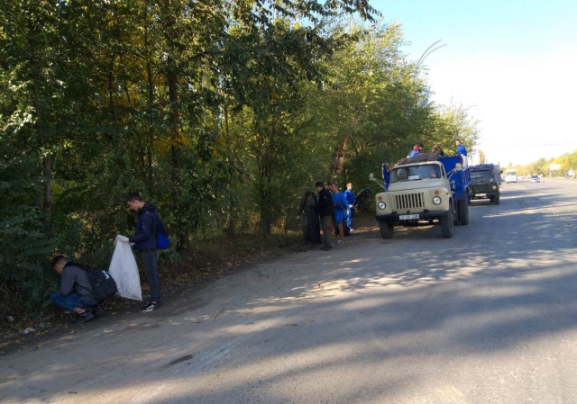 В Кишинэу прошло санитарное мероприятие на территории Каля Басарабией и улице Варница

