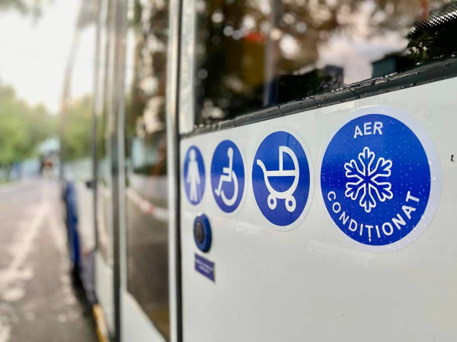 Pe perioada estivală, în transportul public de pasageri sunt conectate echipamentele de aer condiționat