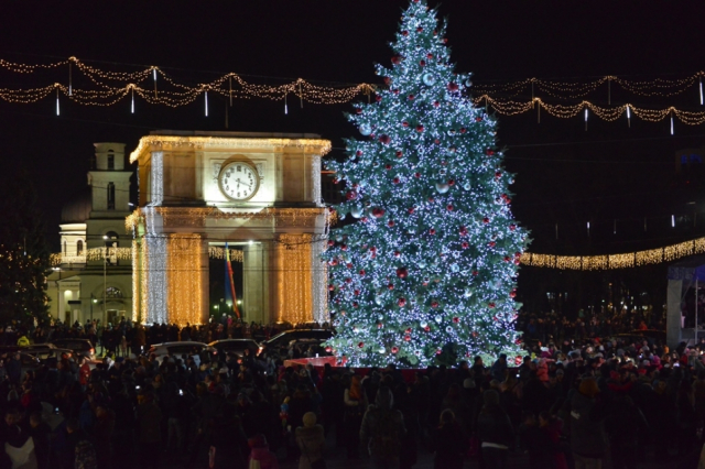 Primăria Chişinău organizează un concert de Revelion în Piaţa Marii Adunări Naţionale 