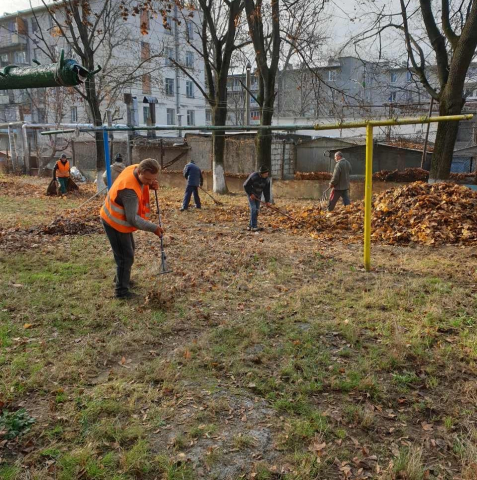 Organizarea campaniei de salubrizare de toamnă în municipiul Chișinău