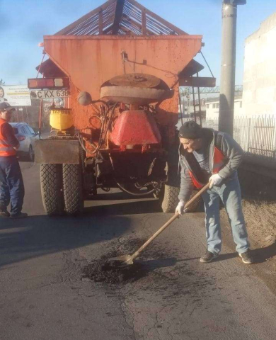 Ликвидация аварийных ситуаций на столичных улицах

